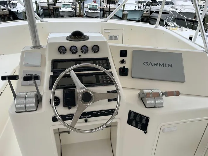 Pamilya Yacht Photos Pics 