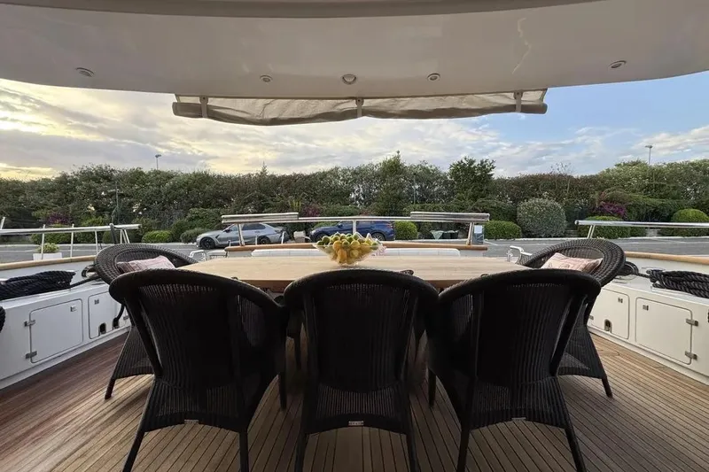  Yacht Photos Pics Luxury Maiora 27 yacht deck with elegant seating, 2009 model.