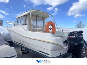 2010 Jeanneau Merry Fisher 725