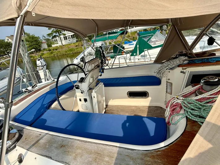 Epoch Yacht Photos Pics 