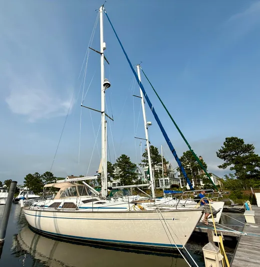 Epoch Yacht Photos Pics 