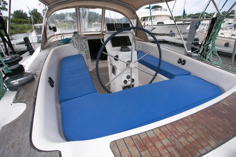 Epoch Yacht Photos Pics 