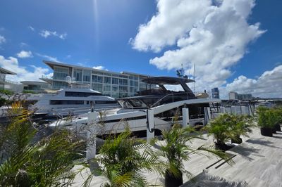 Yacht