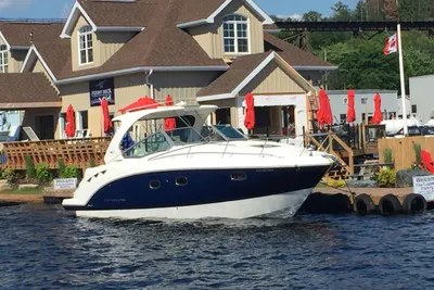 Chaparral 330 Signature