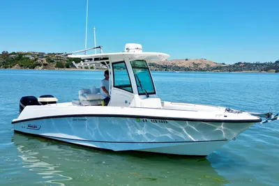 Boston Whaler 250 Outrage