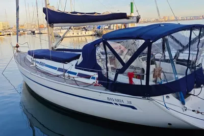 2004 Bavaria 38 Cruiser