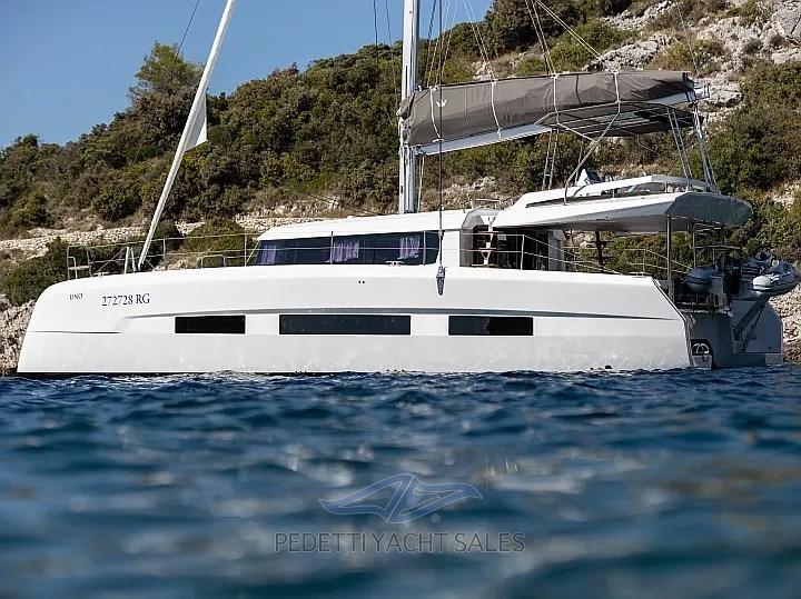 2024 Dufour 48 Catamarano