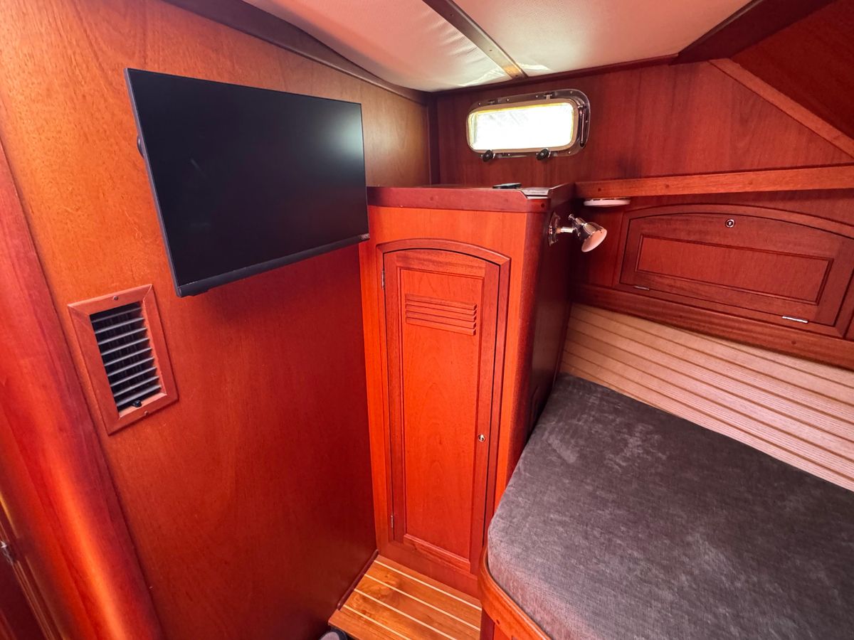 2005 Sabre 47 