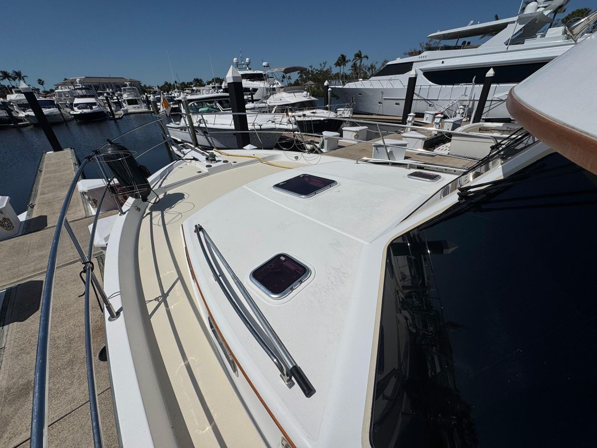 2005 Sabre 47 
