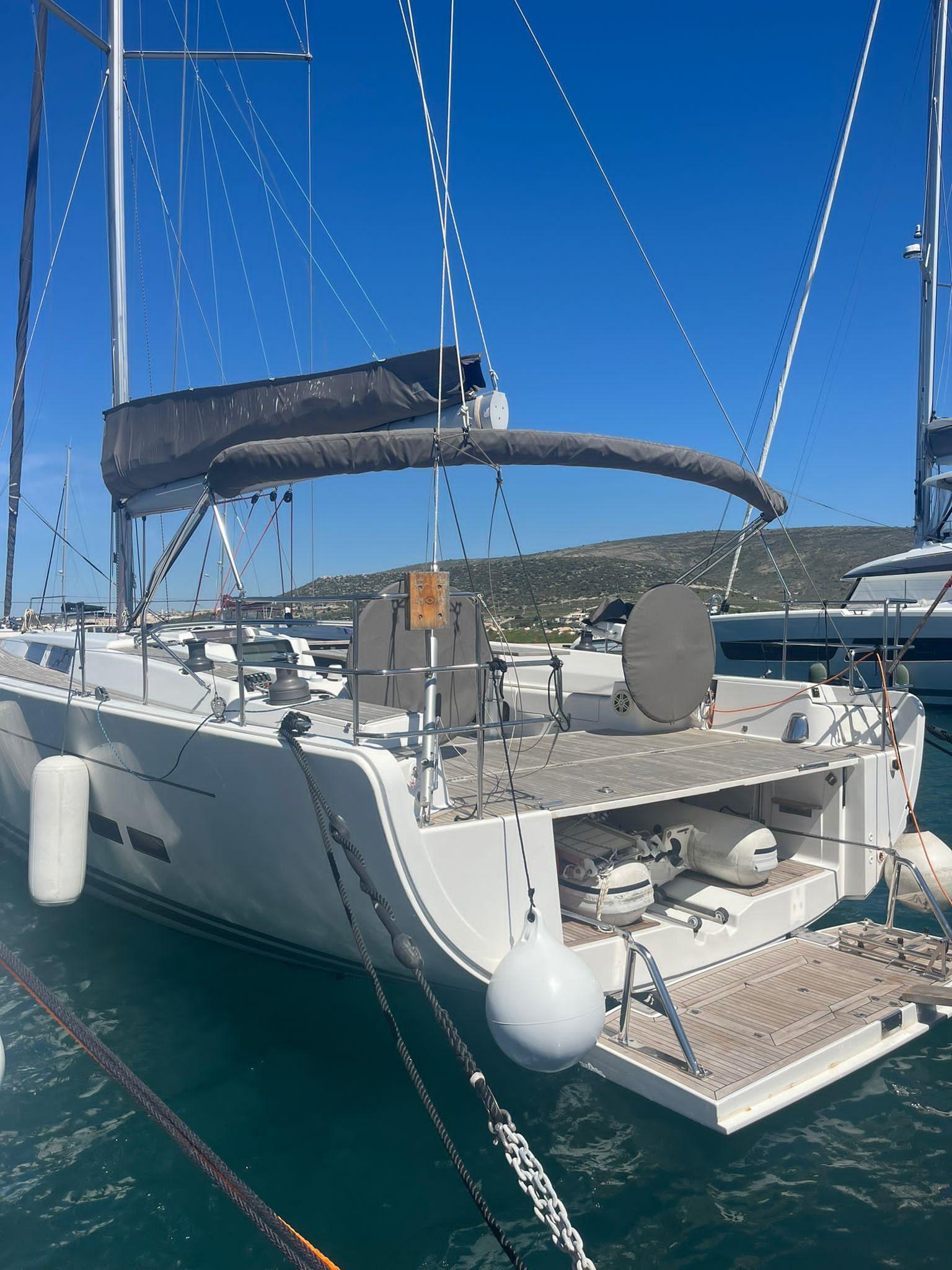 2013 Hanse 575 Cruiser for sale - YachtWorld