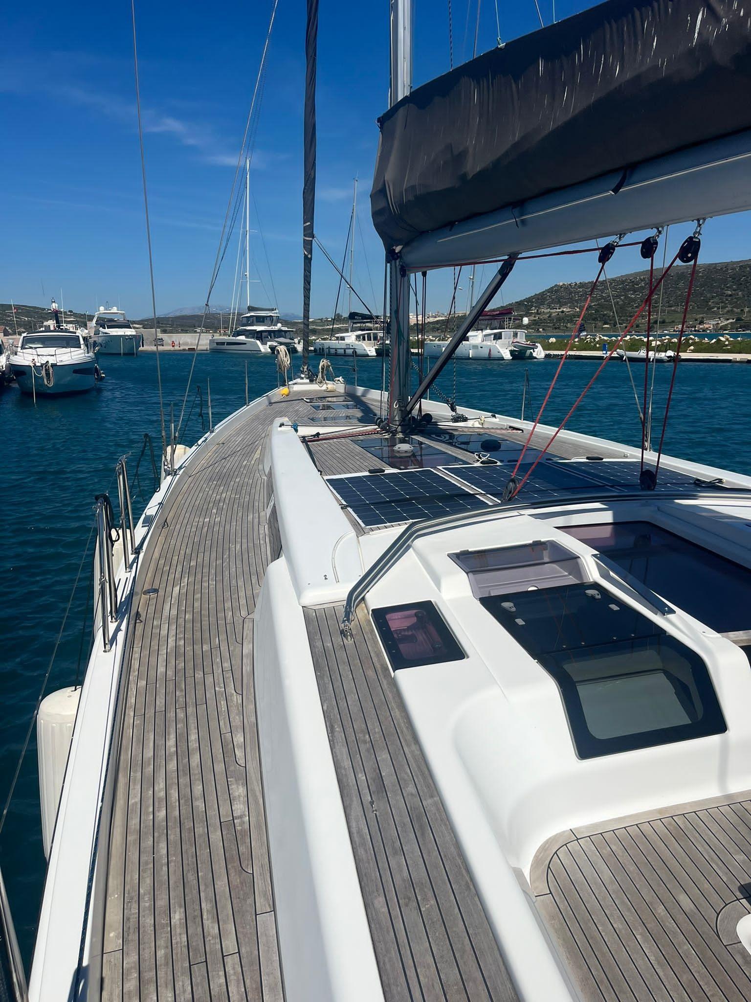 2013 Hanse 575 Cruiser for sale - YachtWorld