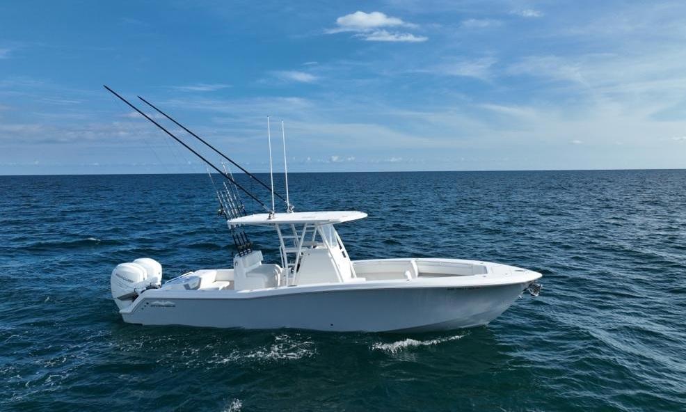 2021 Invincible 33 Open Fisherman Bateaux à console centrale à vendre