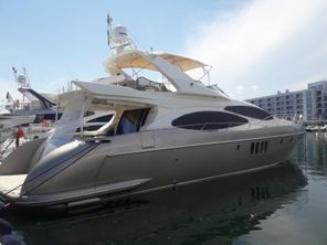 2001 Azimut 68 Plus