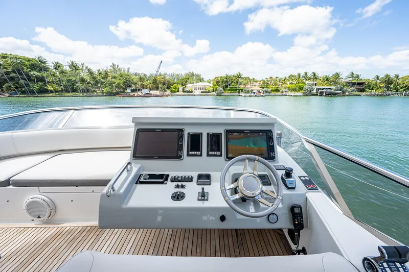 Staysea Yacht Photos Pics 