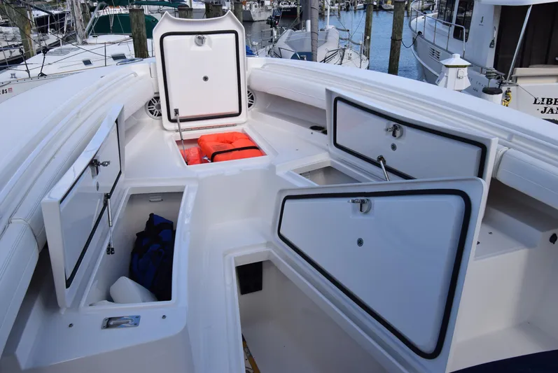 Anticipation Yacht Photos Pics 