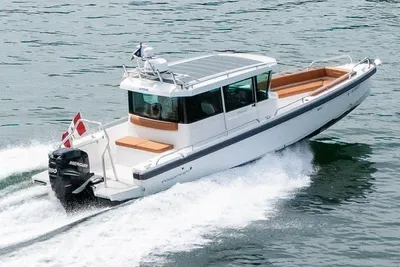 Axopar 28 CABIN