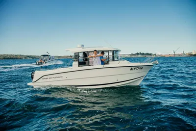 Parker Poland 800 Pilothouse