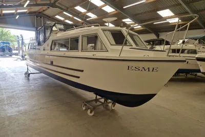 1992 Viking 32 Narrow Beam called Esme