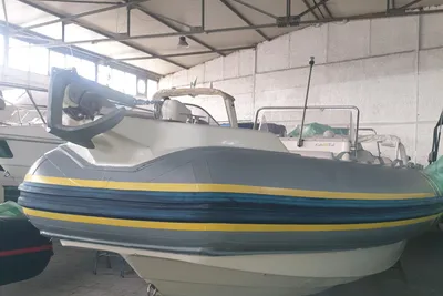 2000 Marlin 22'