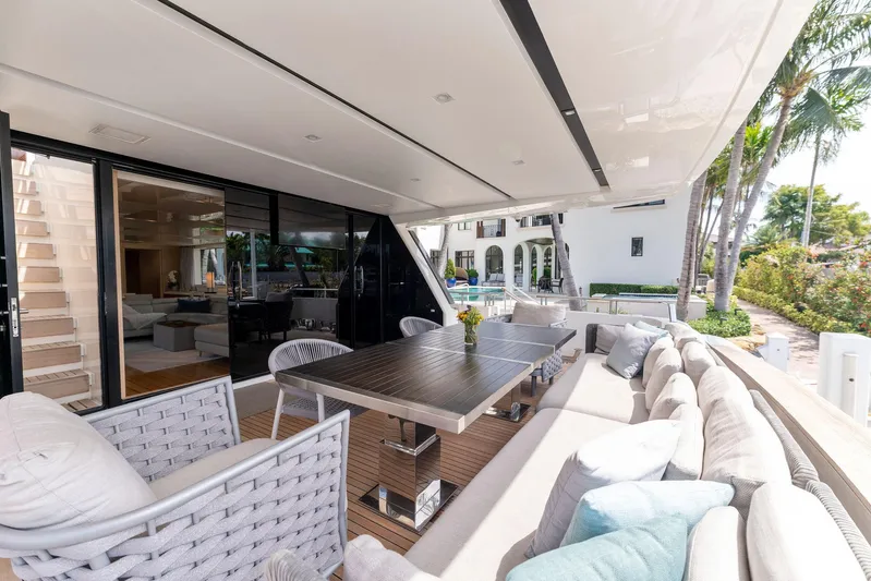 Notorious Yacht Photos Pics 