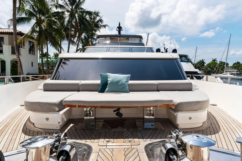 Notorious Yacht Photos Pics 