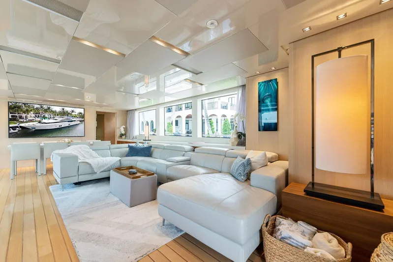 Notorious Yacht Photos Pics 