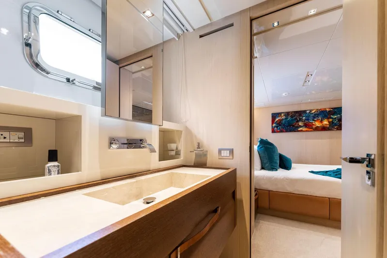 Notorious Yacht Photos Pics 