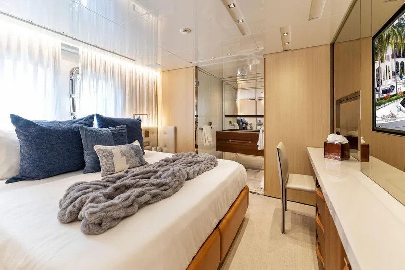 Notorious Yacht Photos Pics 