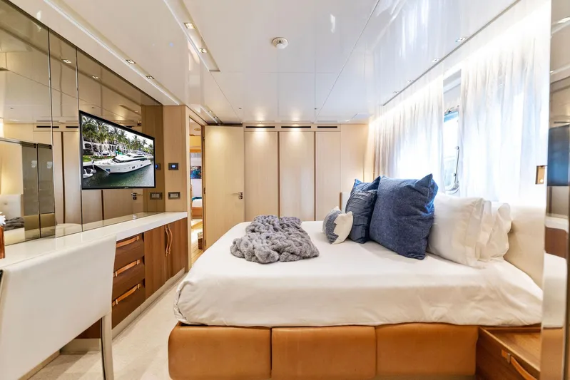 Notorious Yacht Photos Pics 