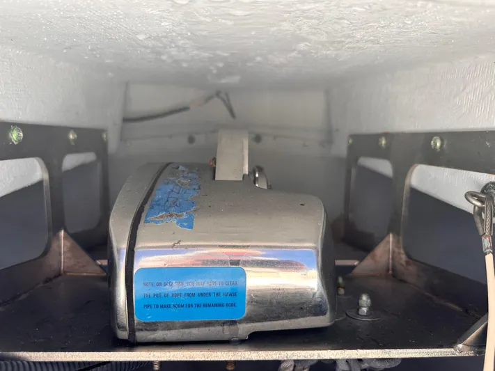 Century 3200 Yacht Photos Pics 