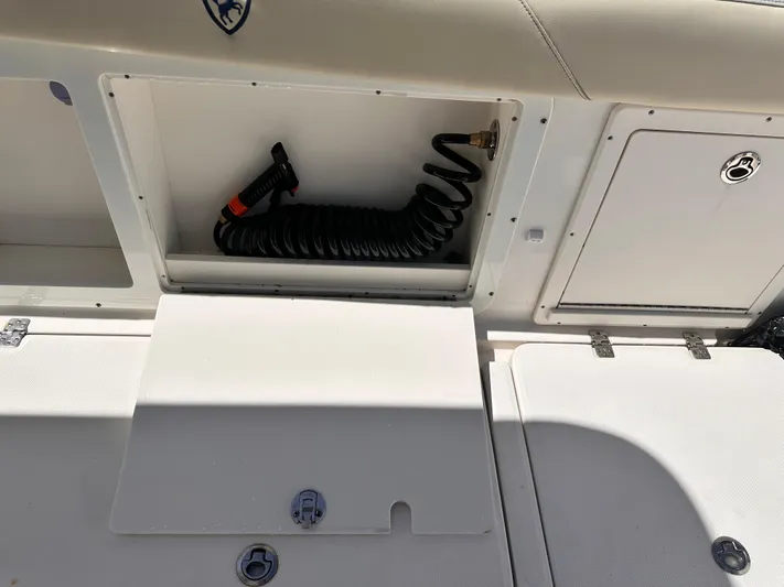 Century 3200 Yacht Photos Pics 