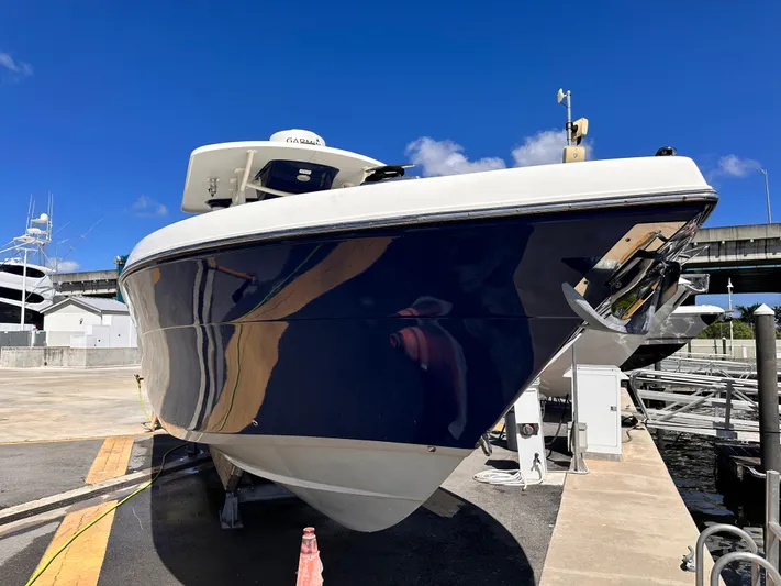 Century 3200 Yacht Photos Pics 