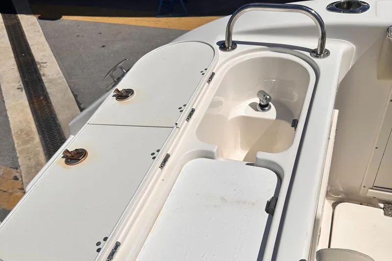 Century 3200 Yacht Photos Pics 