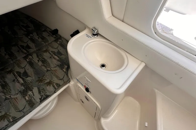 Century 3200 Yacht Photos Pics 