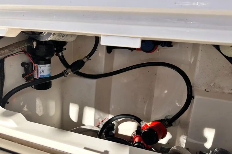 Century 3200 Yacht Photos Pics 