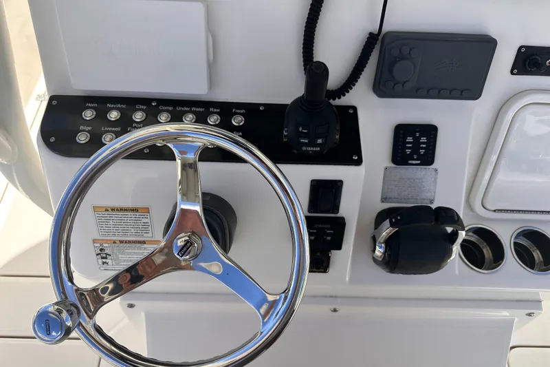 Century 3200 Yacht Photos Pics 