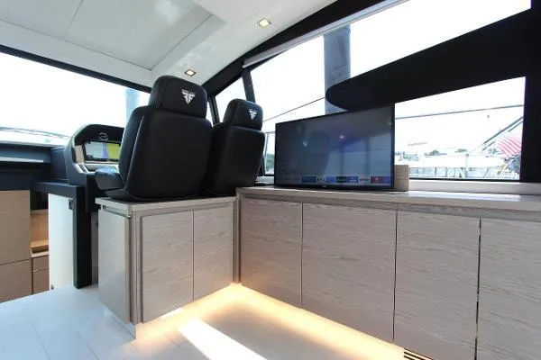 Chimaera Yacht Photos Pics 