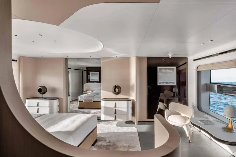  Yacht Photos Pics DYachts - Azimut Grande Trideck