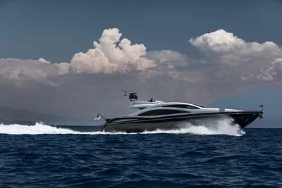 Sunseeker Predator 84