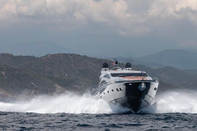 Yacht