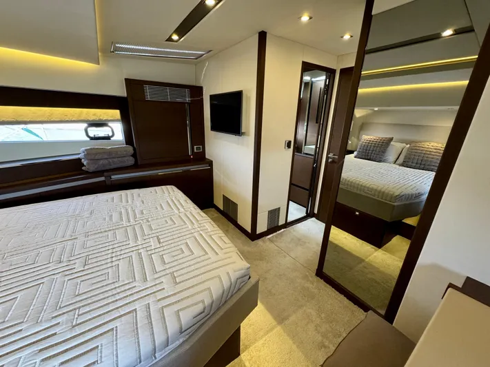  Yacht Photos Pics Prestige 630