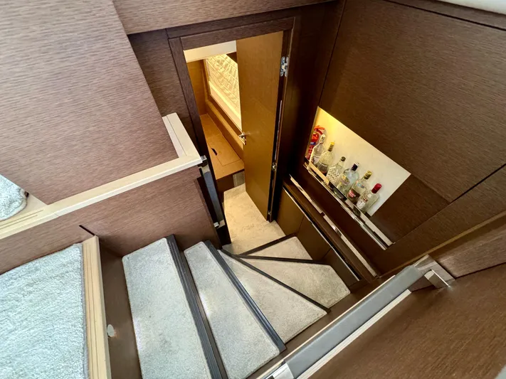  Yacht Photos Pics Prestige 630