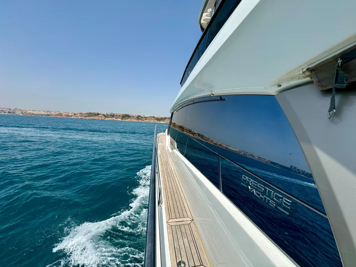  Yacht Photos Pics Prestige 630