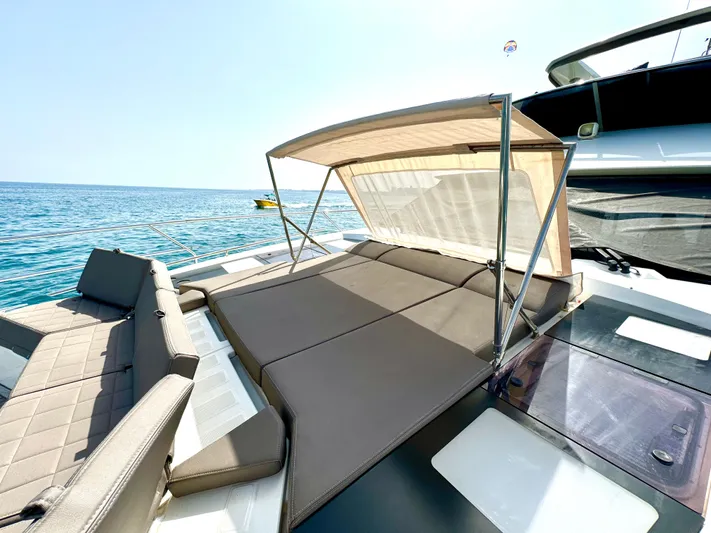  Yacht Photos Pics Prestige 630