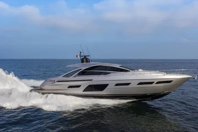 Pershing 7X