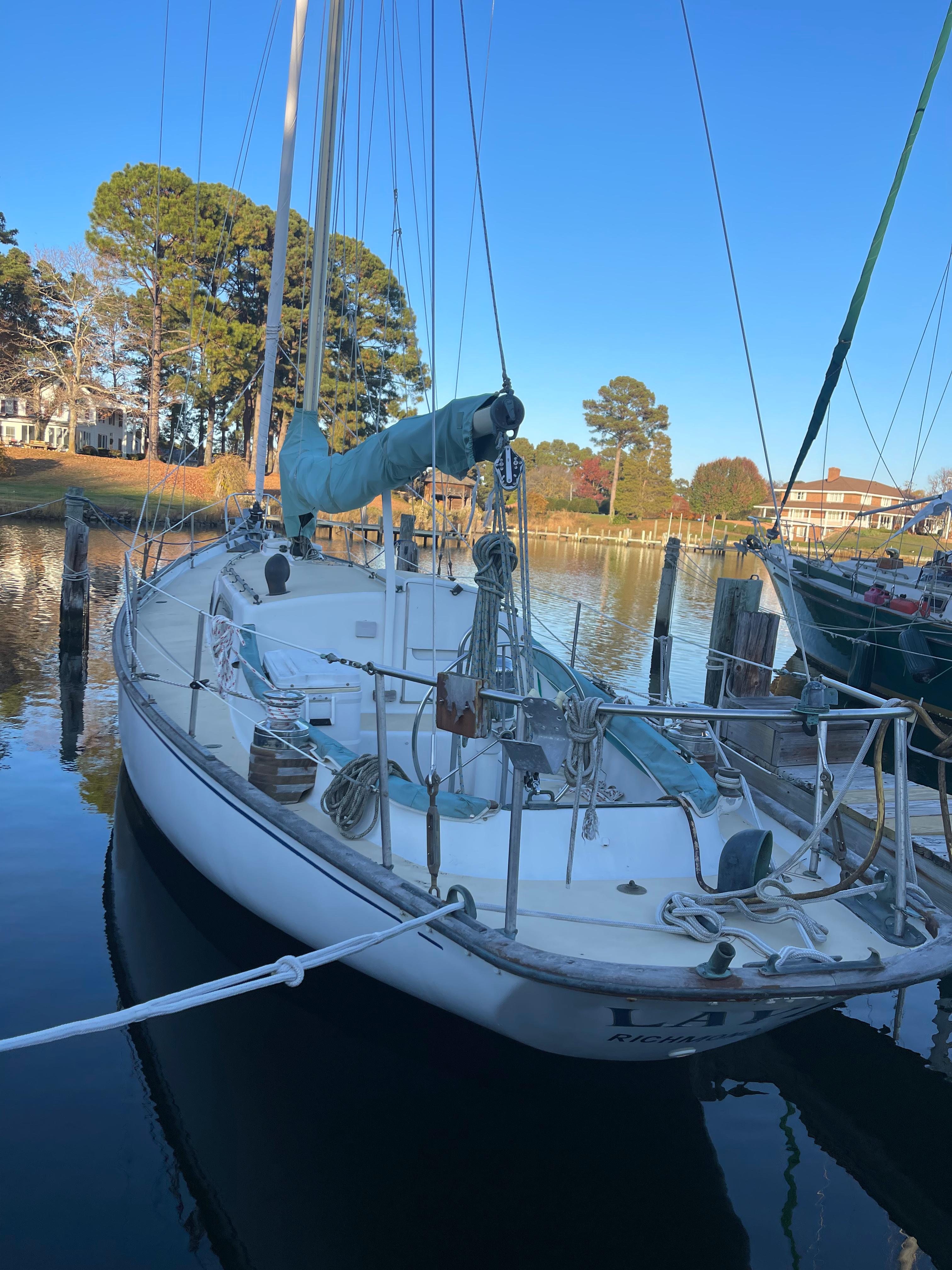 1957 Rhodes Bounty II 41 Segelyacht Kaufen - YachtWorld