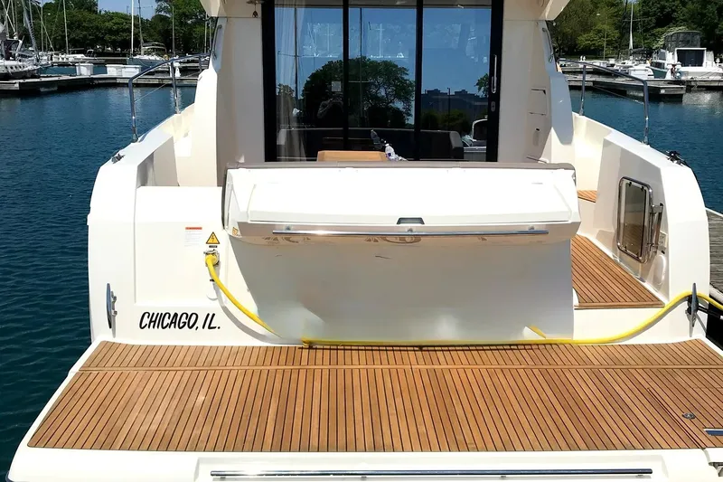  Yacht Photos Pics 2017 Prestige 420S Coupé yacht docked in Chicago marina, featuring teak deck.