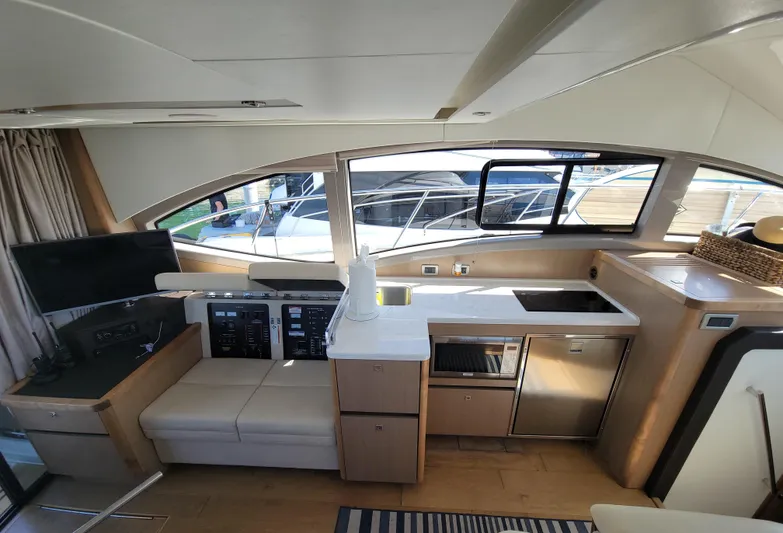 Time Out Yacht Photos Pics 