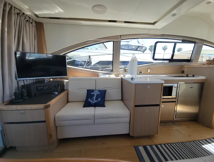 Time Out Yacht Photos Pics 