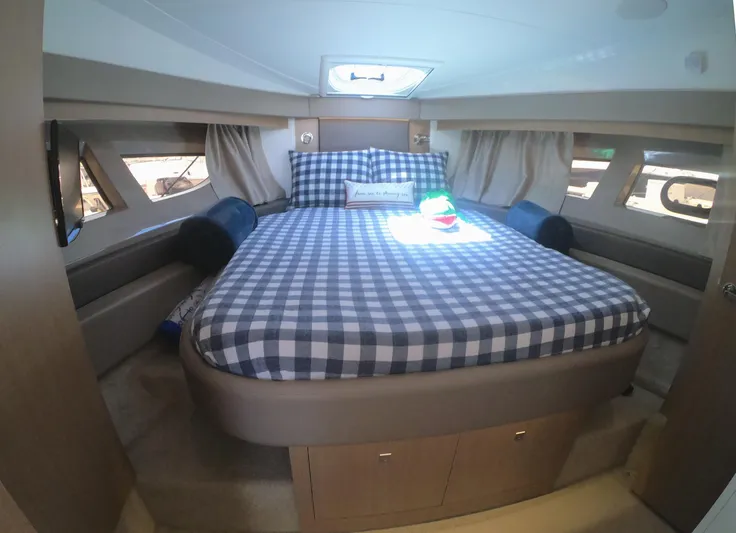 Time Out Yacht Photos Pics 